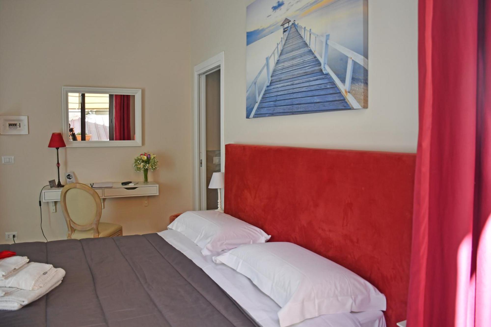 B&B Romeo Luxury Rooms คาตาเนีย ภายนอก รูปภาพ